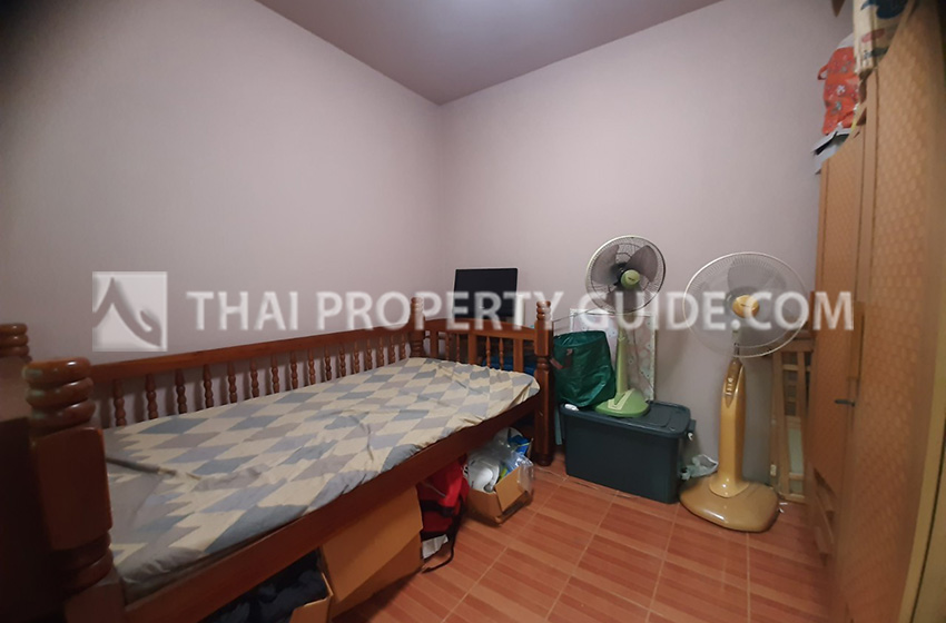 House with Private Pool in Sukhumvit 
